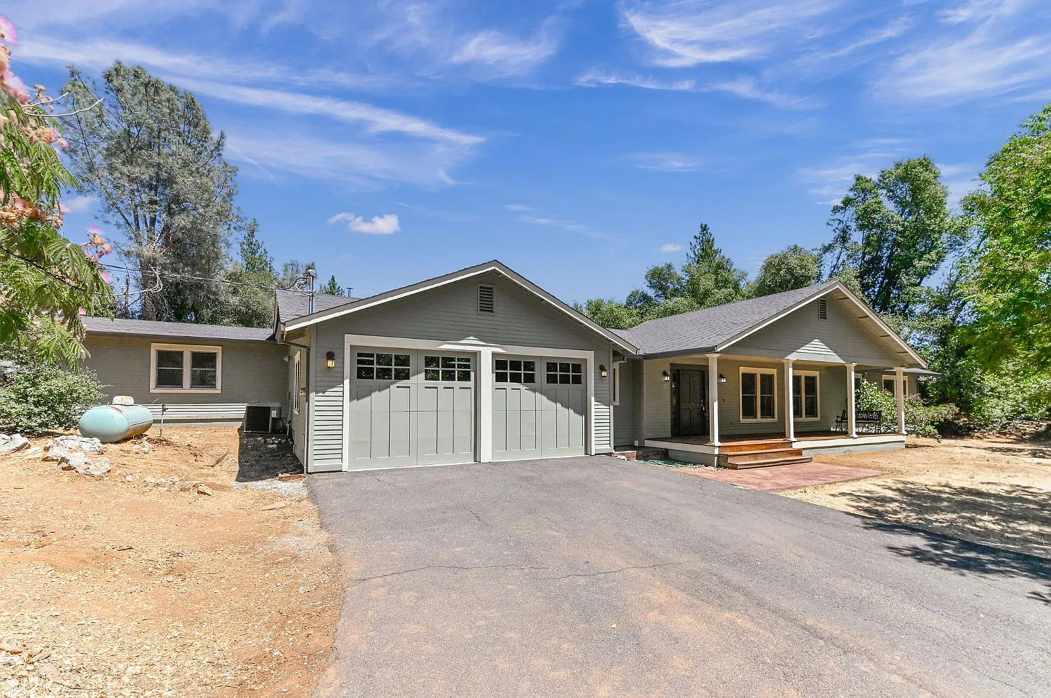 211 Pennsylvania Gulch Rd photo 1