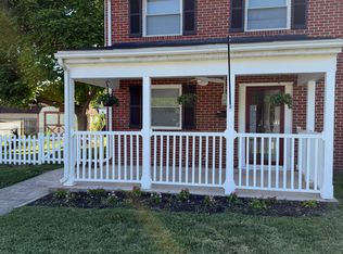 8582 Beacon Point Rd, Pasadena, MD 21122