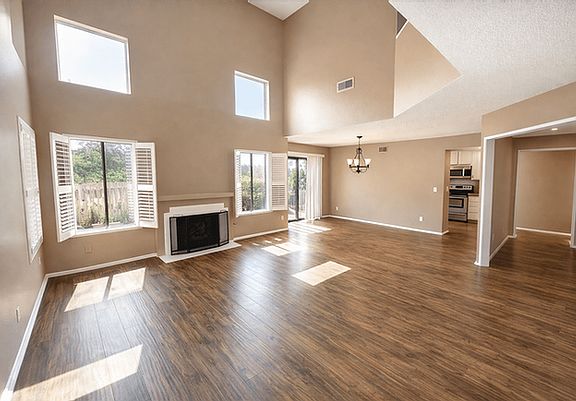 4th image of 7515 Cowles Mountain Blvd