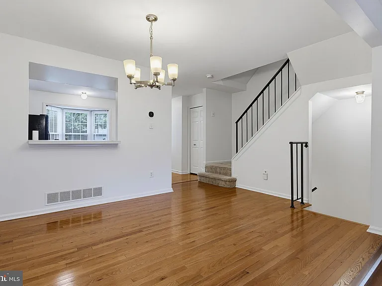 8867 Willowwood Way — Photo 15