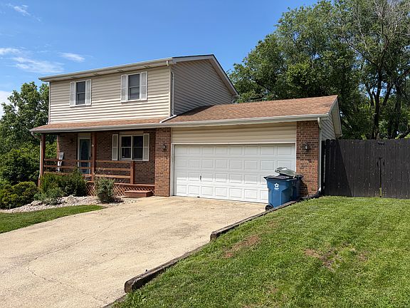 2nd image of 2 Parkwood Ct