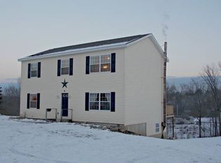 48 Longview Ave, Newport, VT 05855