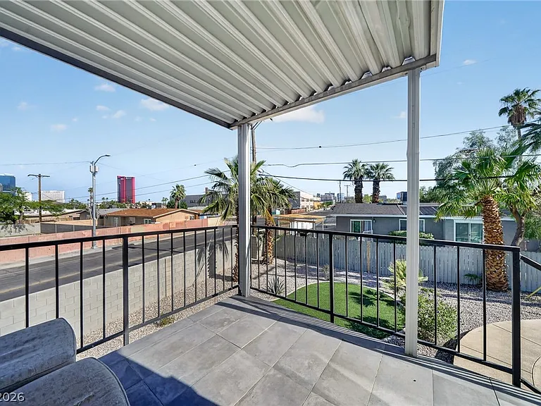 3001 Merritt Ave — Photo 16