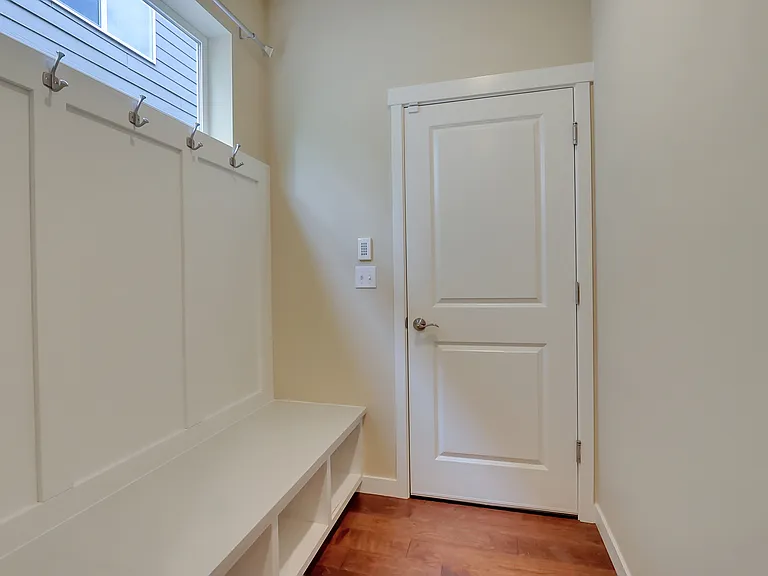 1418 34th St SE — Photo 15