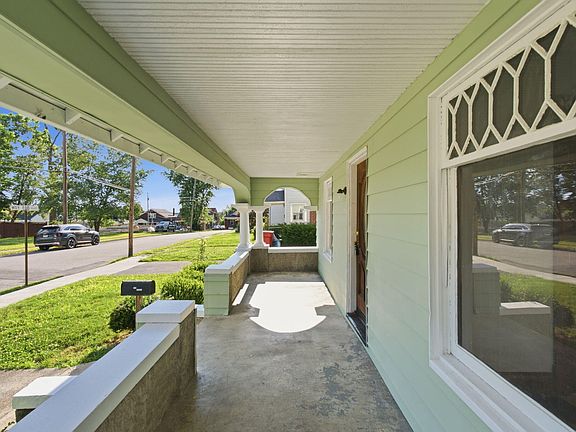 4th image of 106 Battle Grove Ave