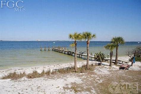 4th image of 293 Ferry Landing Dr
