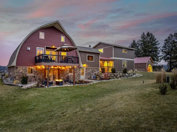 6396 Hayden Rd, Sun Prairie, WI 53590
