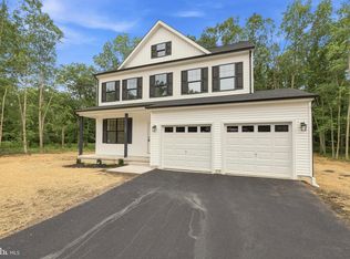 102 Blue Anchor Rd, Sicklerville, NJ 08081