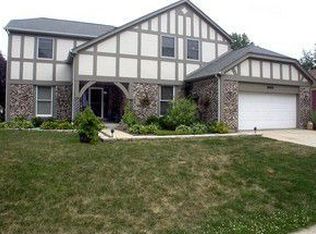 350 Stratford Ct, Aurora, IL