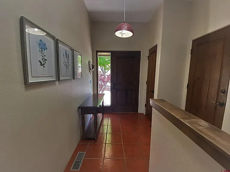 15 Ophir Dr — Photo 7