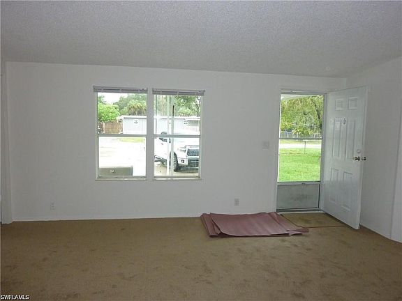 4th image of 8239 Tolles Dr