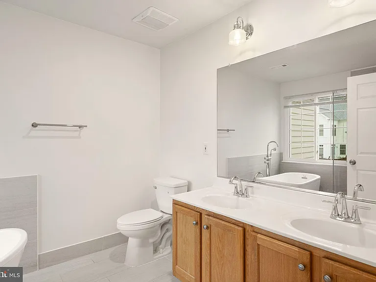 42685 Rolling Rock Sq — Photo 30