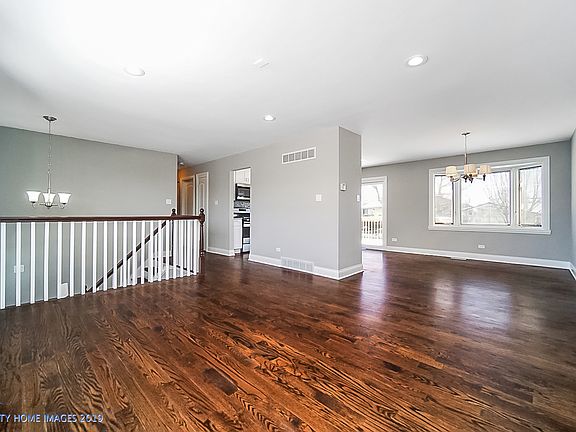 3rd image of 16429 Michigan Ave