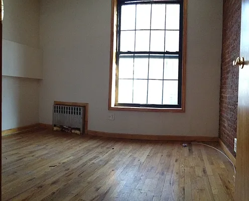 Rented by Full Time Management | media 15