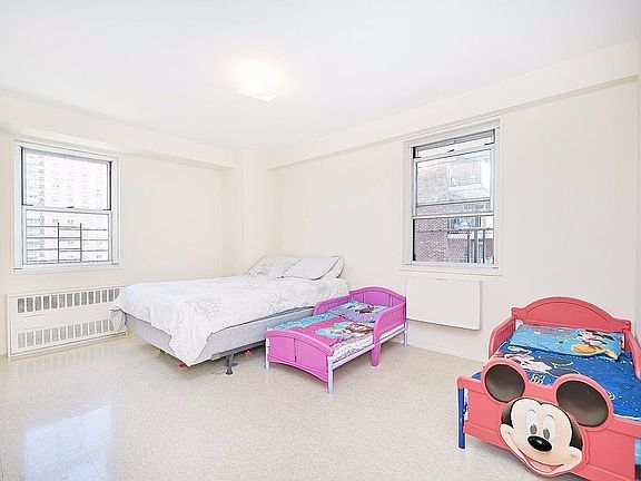 5th image of 101 W 147th St APT 15D