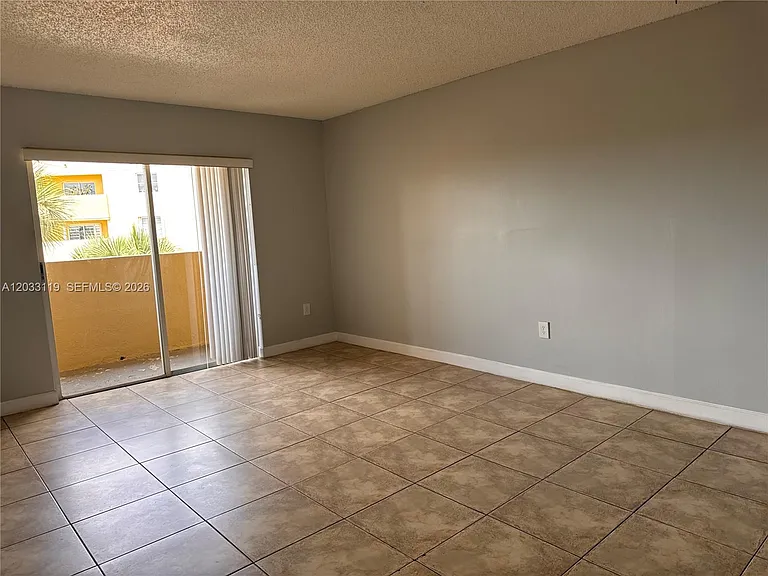 14931 SW 82nd Ln #18-403 — Photo 8