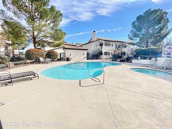 2nd image of 1509 Cedar Rock Ln Unit 102