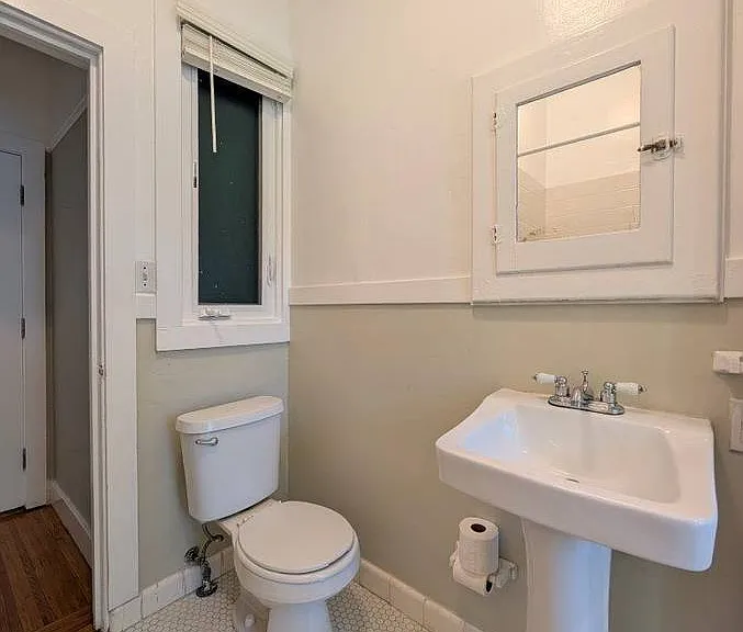 2451 Le Conte — Photo 11