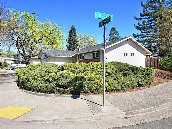 3rd image of 2236 Mission Boulevard