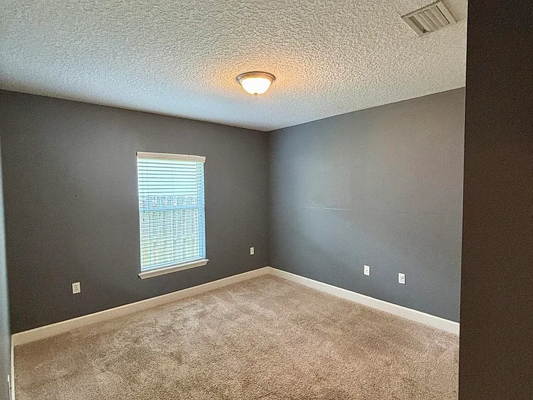 11827 Crusselle Dr — Photo 30
