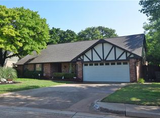 2011 Sumac Cir, Edmond, OK 73013