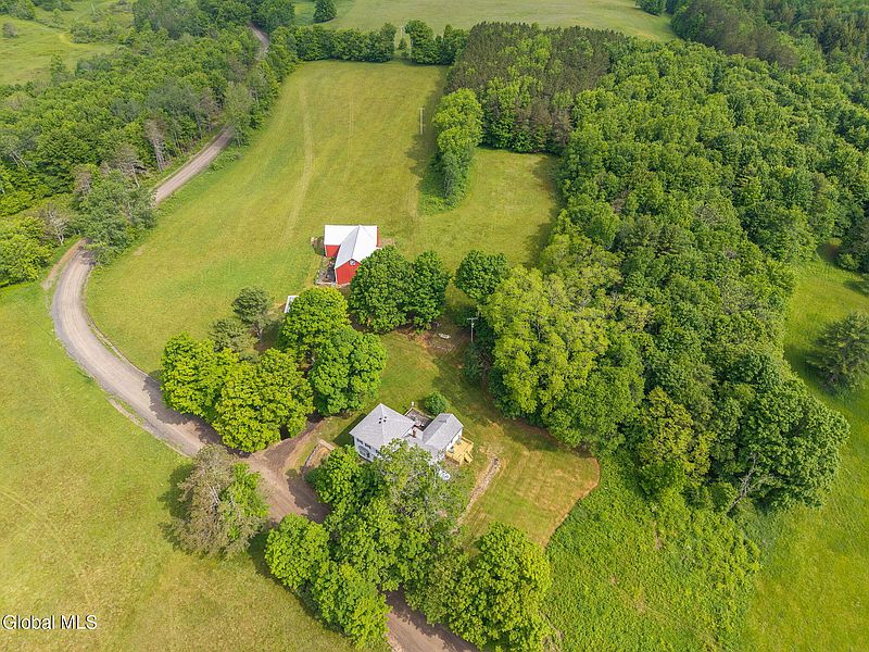 3rd image of 205 Burnside Road