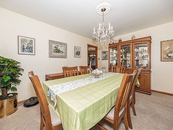 4th image of 12510 Yorkshire Dr