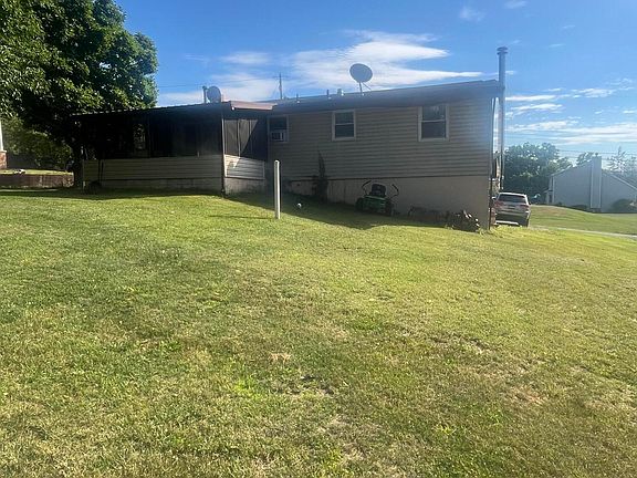 5th image of 117 Willard Way