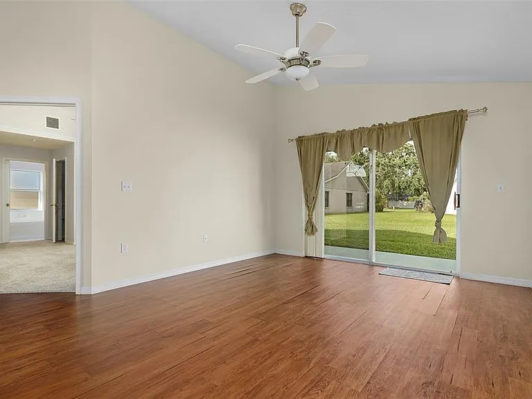 2936 Twin Oaks Dr — Photo 10