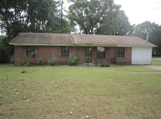 92 Bryant St, Jackson, TN 38301