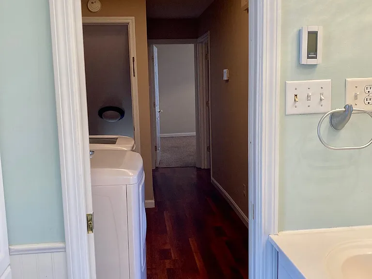833 Main St #B — Photo 13