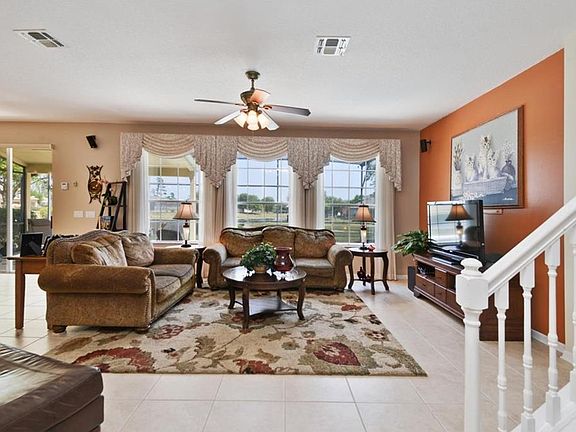 3rd image of 7437 Winding Lake Cir