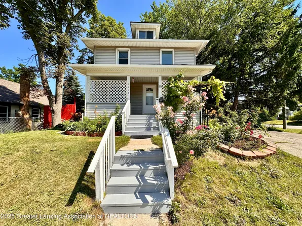 1112 Hammond St, Lansing, MI 48910