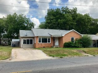 663 12th Ave NW, Ardmore, OK 73401