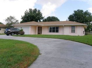 2920 Lakeview Dr, Sebring, FL 33870