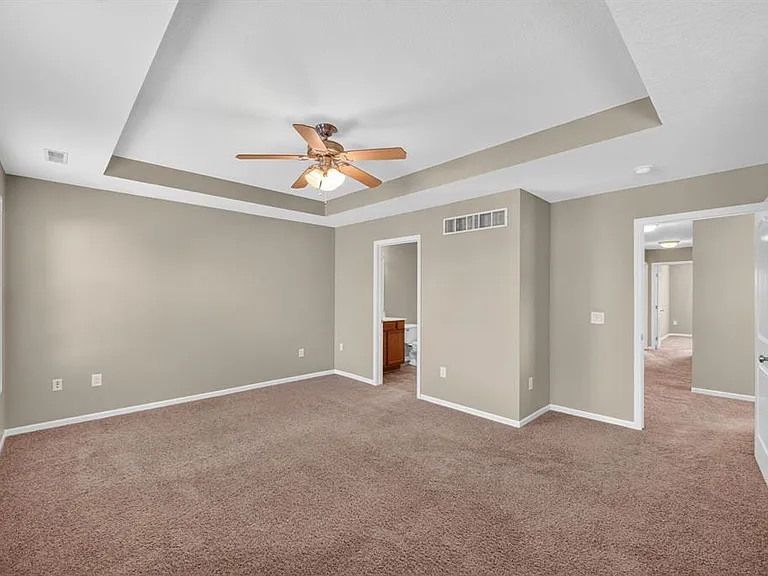 2548 Park Pl — Photo 9