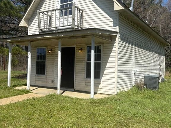 2nd image of 134 Money St