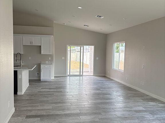 5th image of 508 W 9th St #1