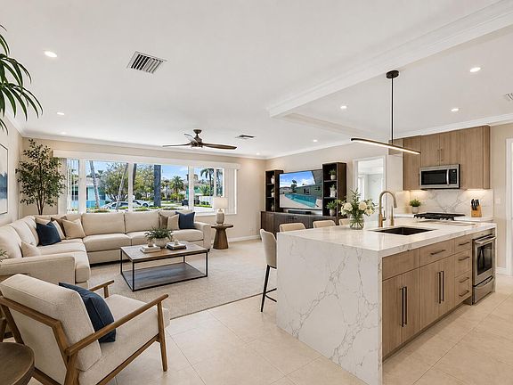 5th image of 3001 NE 45th Street