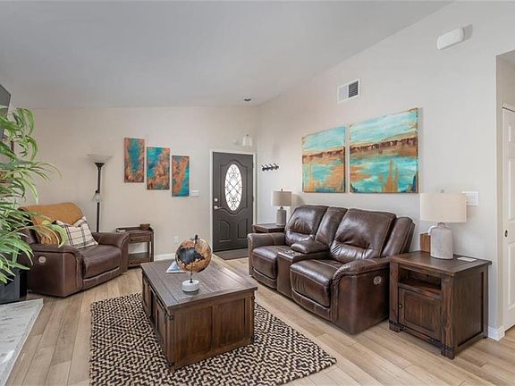 5th image of 25841 Turquesa Dr
