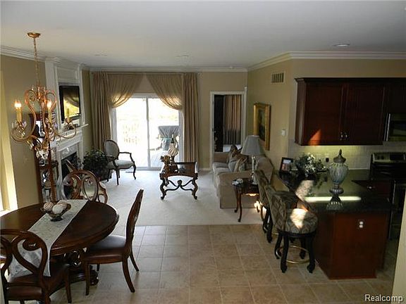 4th image of 1180 Alissa Marie Dr #1