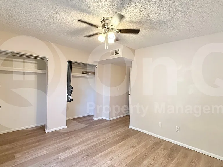 24 E 14th St #2 — Photo 12