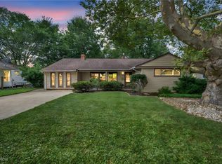 6440 Springwood Rd, Parma Heights, OH 44130