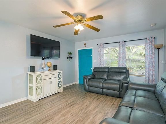 4th image of 2424 S Ramona Cir