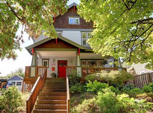 2418 SE Ivon St, Portland, OR 97202