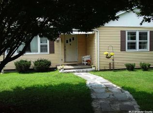 71 Old Stage Rd, Saugerties, NY 12477