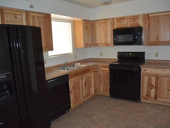 5th image of 710 N 97th Pl