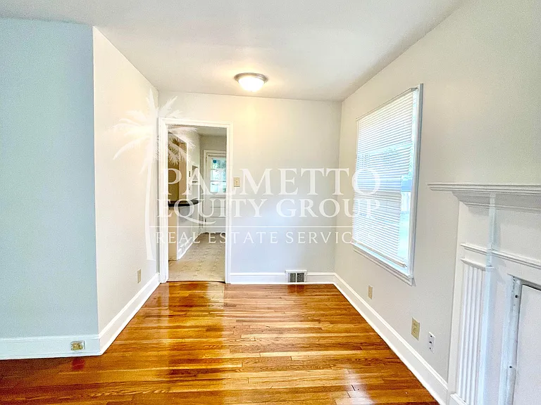 908 Glenwood Ave — Photo 4