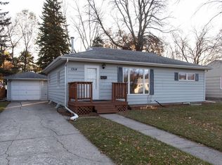 1314 18th St S, Moorhead, MN 56560