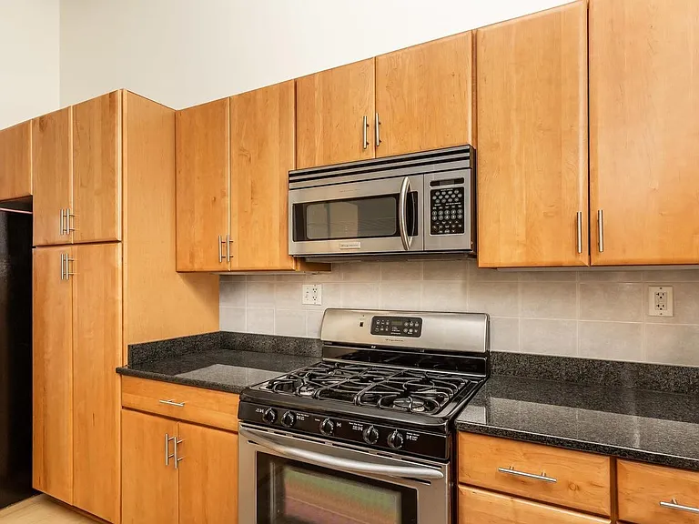 22 S Howard St #601 — Photo 6